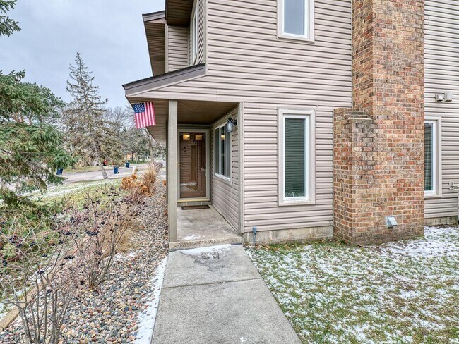 Building Photo - 4711 Anne Point