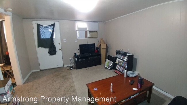 Building Photo - 1 br, 1 bath Apartment - 150 N 100 E