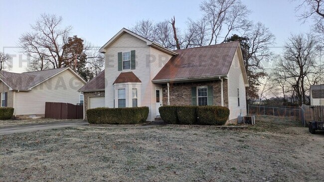 Foto del edificio - 3265 N Senseney Cir