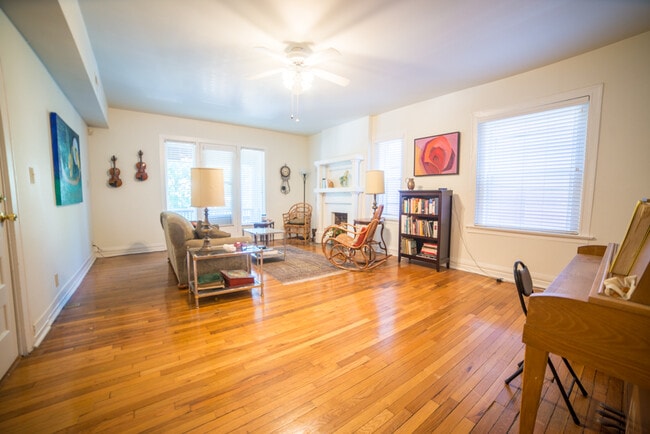 Building Photo - 3513 Wyandotte St