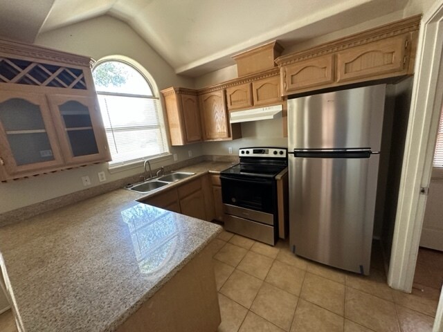 Primary Photo - 1001 Cedarwood Dr