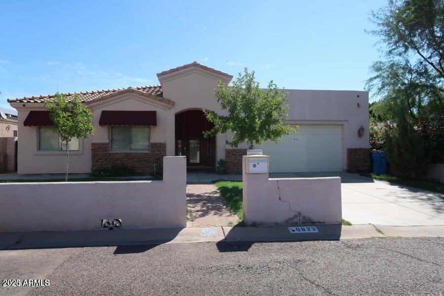 Primary Photo - 6823 N 14th St