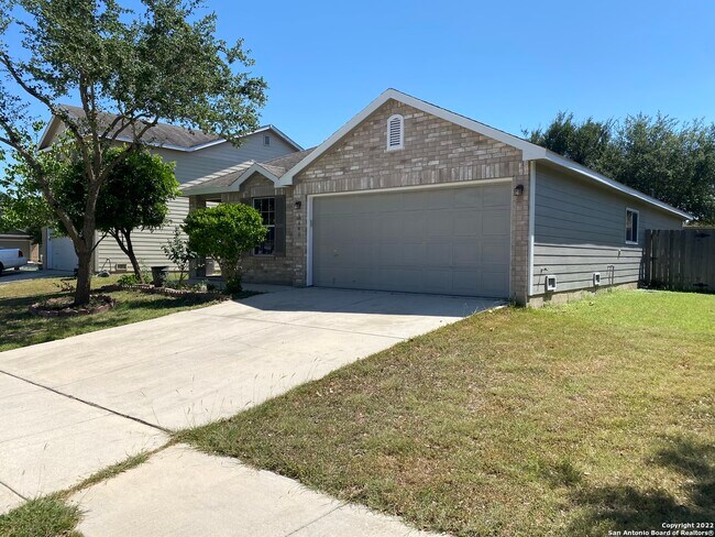 Foto del edificio - 16407 Runaway Crown