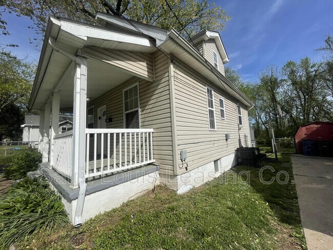 Building Photo - 423 Emmett Ave