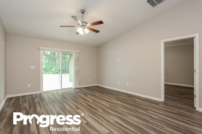Foto del edificio - 16174 Dowing Creek Dr