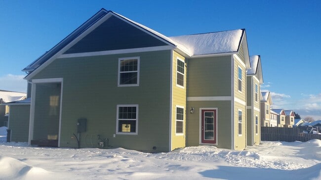 Building Photo - 38 Muskrat Dr