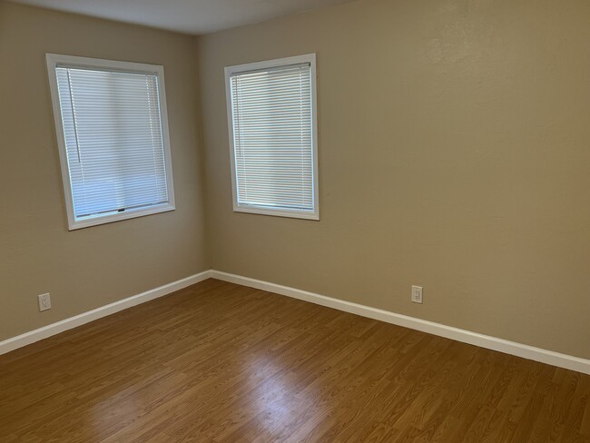 Foto del edificio - 37245 Locust St