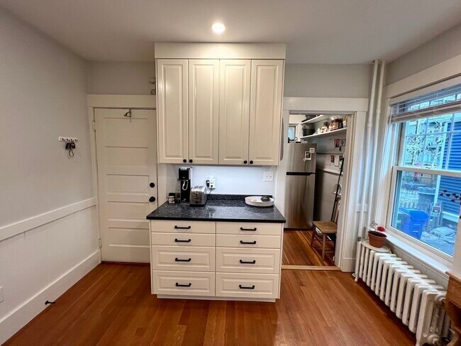 Foto del edificio - 12 Rosemary St