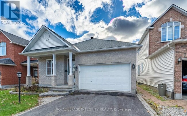 Building Photo - 12 Maple Stand Way