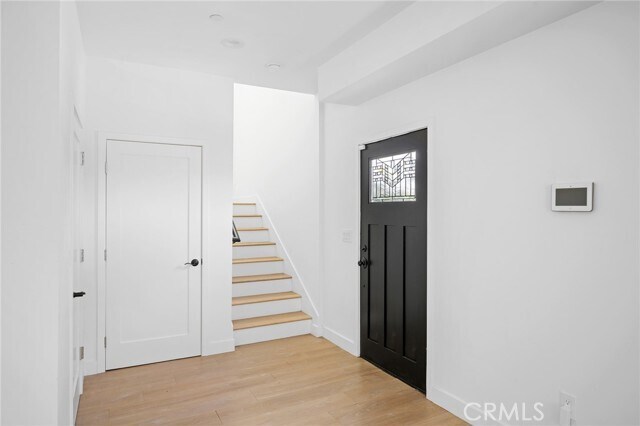 Building Photo - 5826 Craner Ave