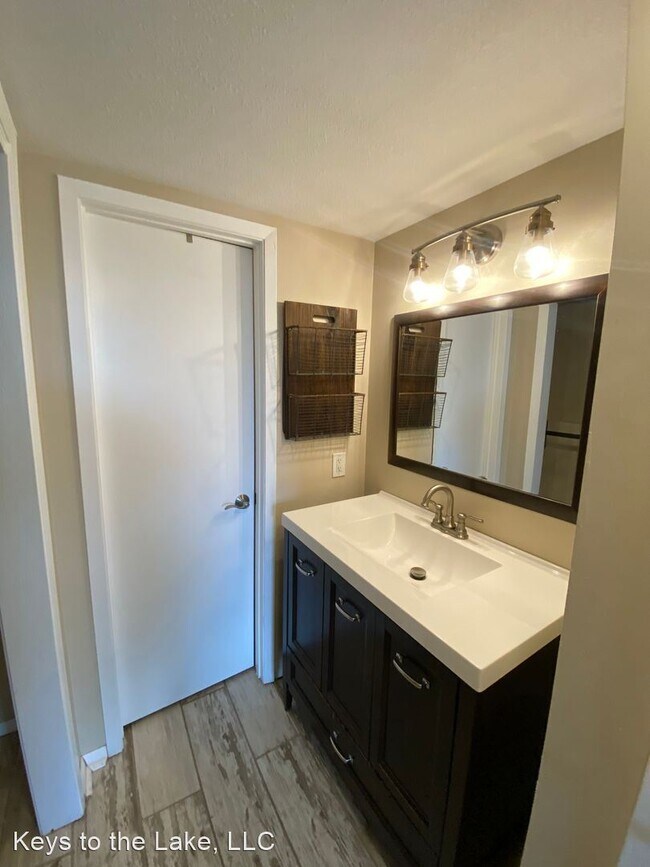 Foto del edificio - 4 br, 3 bath House - 1369 Bluff Dr