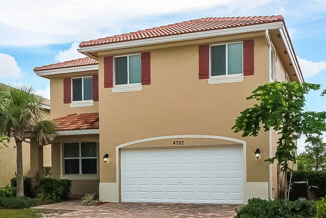 Foto del edificio - 4782 Foxtail Palm Ct