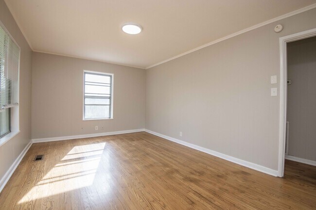 Foto del edificio - 2014 Susanne Ave