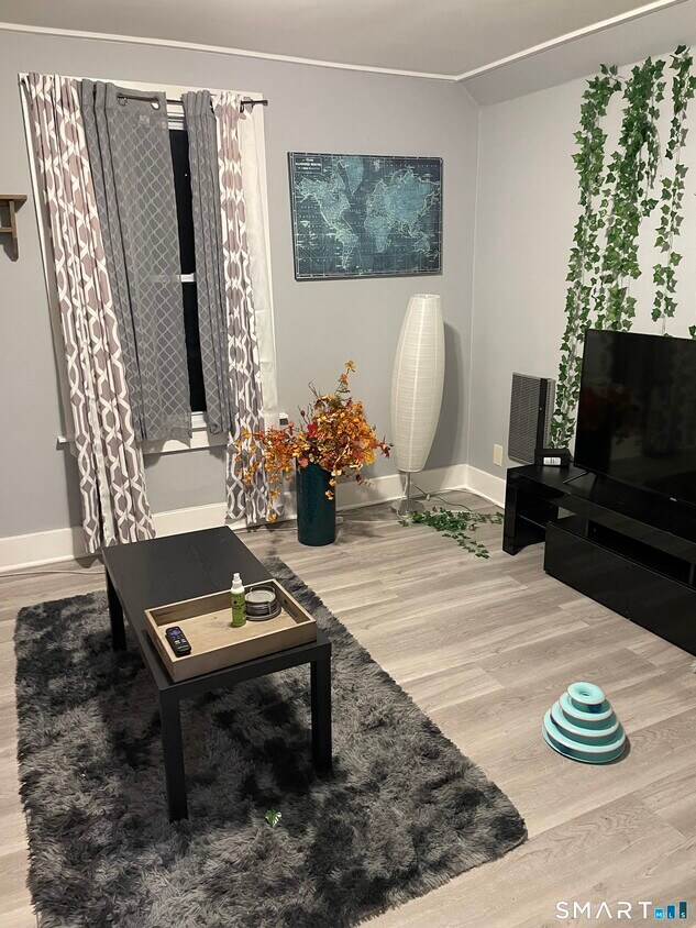 Building Photo - 268 Washington St