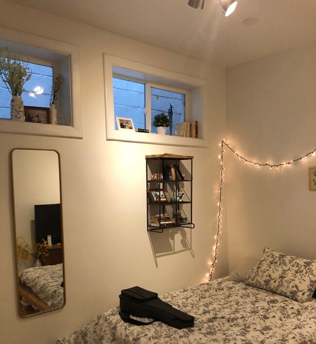 Foto del edificio - 1526 N Artesian Ave