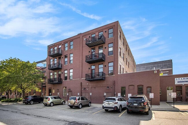 View of balconies - 230 N Kalamazoo Mall