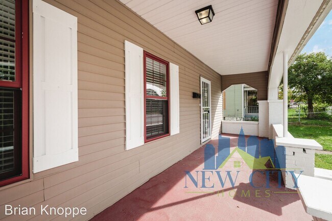 Foto del edificio - 3 br, 2 bath House - 270 S Central Ave
