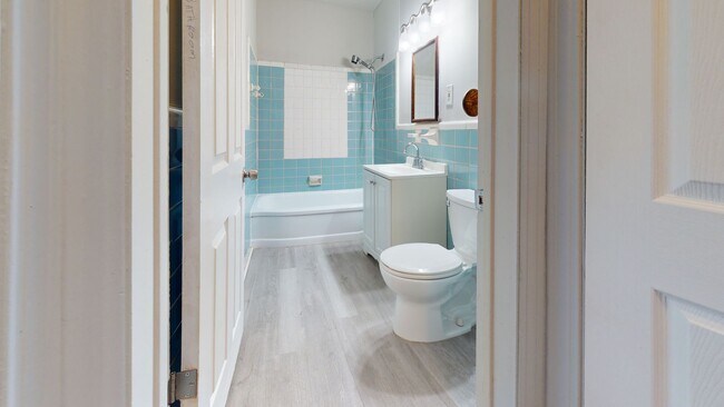 Foto del edificio - Bright 3-Bedroom, 1-Bath Unit for Lease in Warren