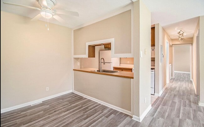 Foto del edificio - 4348 Norman Dr SE