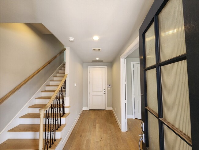 Building Photo - 2609 Cottage Grove Green Dr