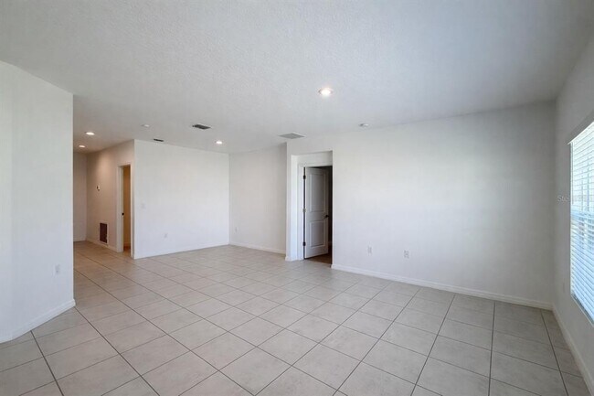 Foto del edificio - 5527 Tranquila Ln