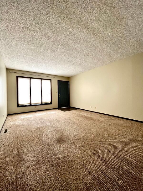 Foto del edificio - 5018 Meredeth St