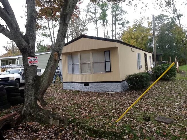 Building Photo - 2836 Ruth Dr