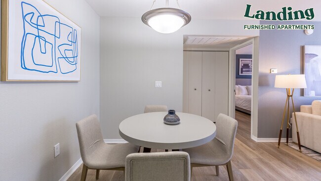 Foto del edificio - 110 E Greenway Pkwy