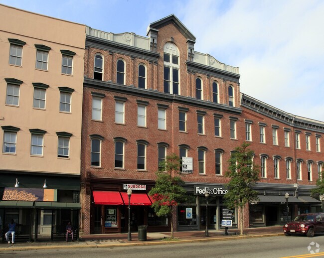 Foto principal - 5-15 W Broughton St