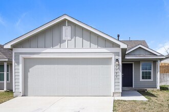 Building Photo - 5723 Fruchel Wy