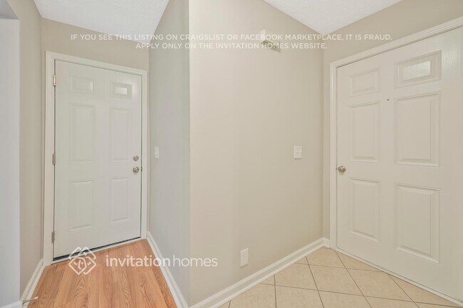 Foto del edificio - 1304 Lyndsey Ridge Dr