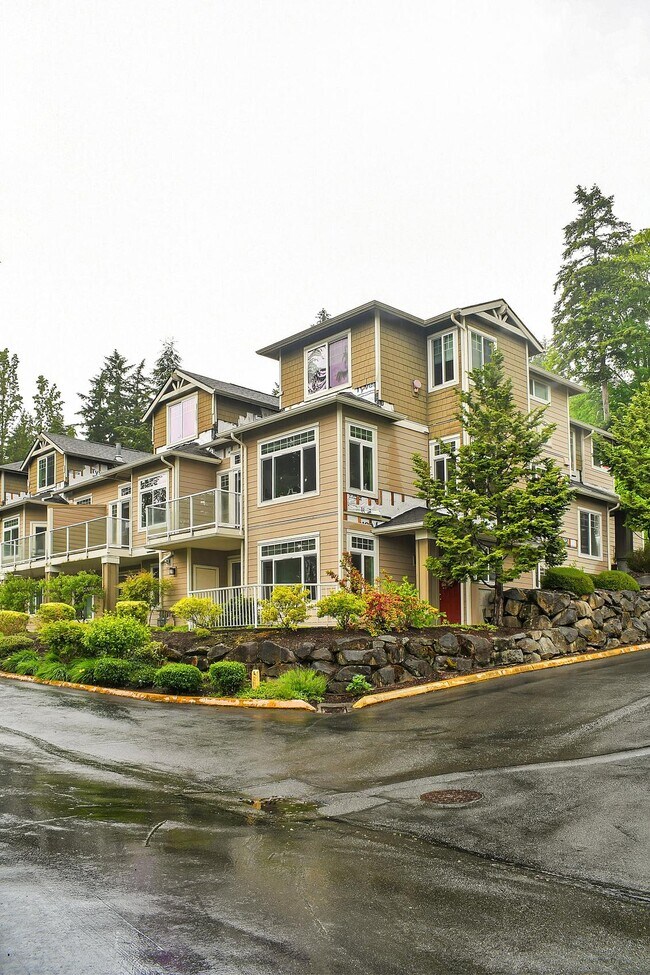 Photo - 3500 E Lake Sammamish Pky SE Apartment