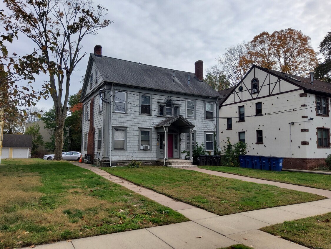 Foto principal - 347 Alden Ave