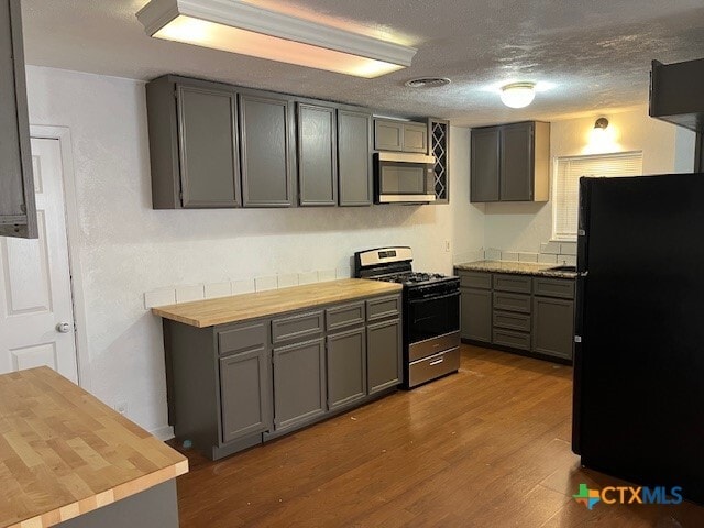 Foto del edificio - 208 E Voelter Ave