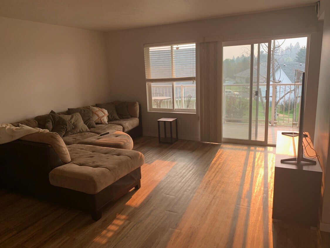 Living Room - 8854 N Pamela St
