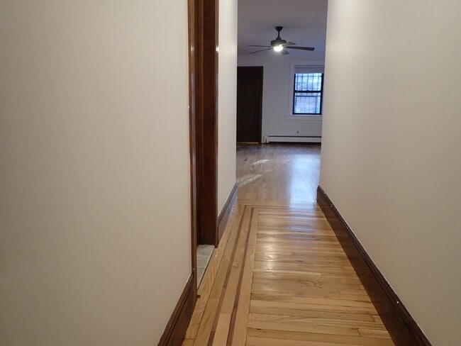 Building Photo - 207 Carlton Ave