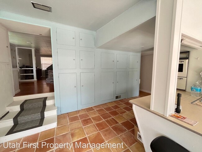 Building Photo - 2 br, 2 bath House - 97 S 300 E