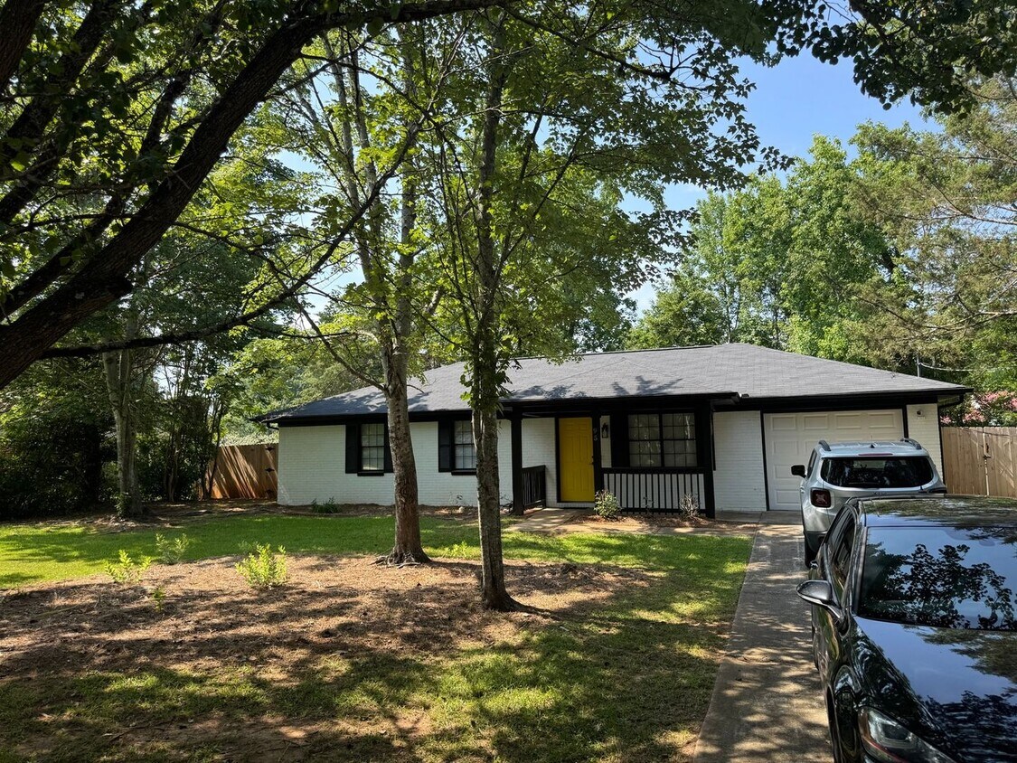 Primary Photo - 95 Grove Creek Dr