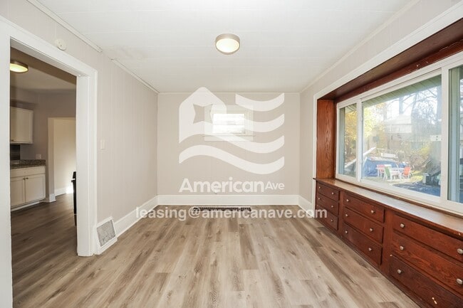 Building Photo - 441 Wildwood Ave