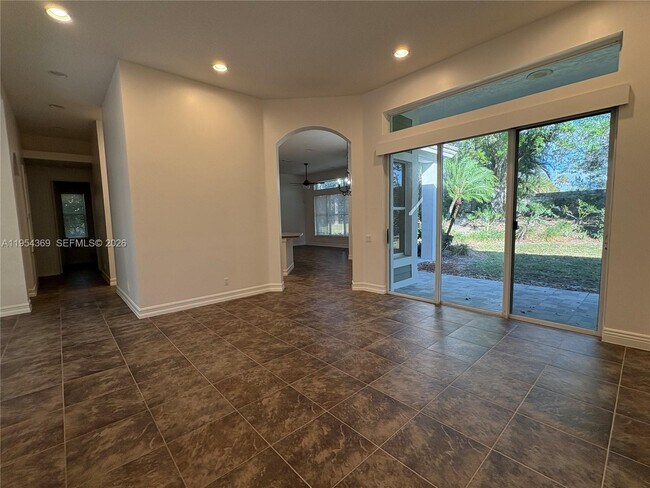 Foto del edificio - 18265 SE Ridgeview Dr