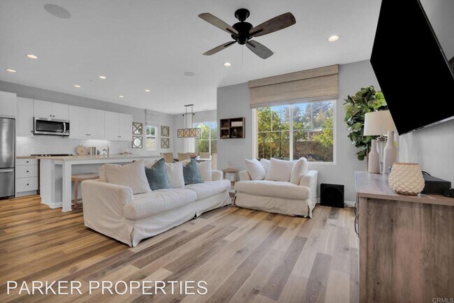 Foto del edificio - 4 br, 2.5 bath House - 1874 Emily St