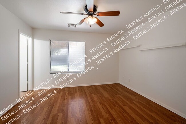 Foto del edificio - 1745 E Cheyenne St