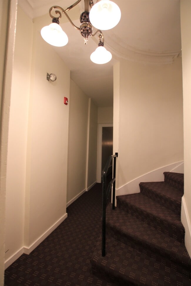 Foto del edificio - 423 Shawmut Ave