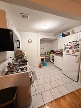 Building Photo - 217 10th St