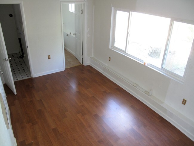 Foto del edificio - 708 6th St