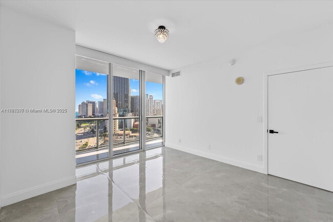 Building Photo - 888 Biscayne Blvd