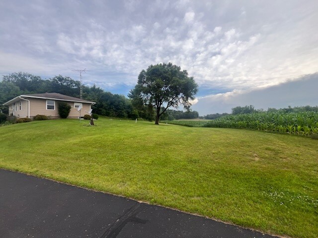 Building Photo - S12620 WI-37