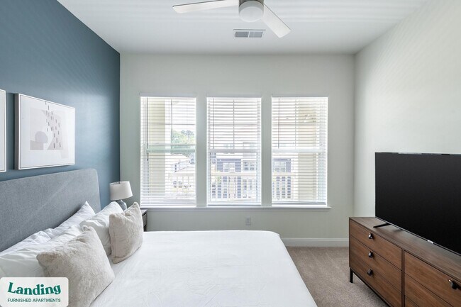 Foto del edificio - 135 Dresser Ln