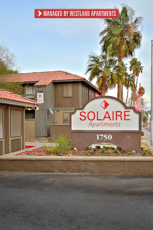 Primary Photo - 1750 Karen Ave