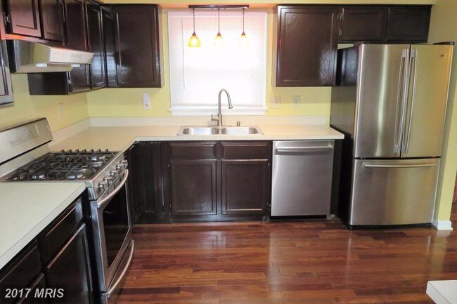 Building Photo - 1000 Dewberry Dr